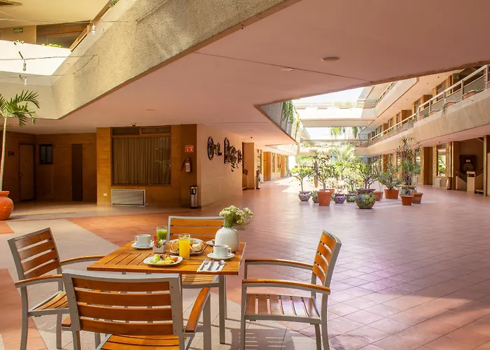 Best Western Plus Plaza Florida & Tower